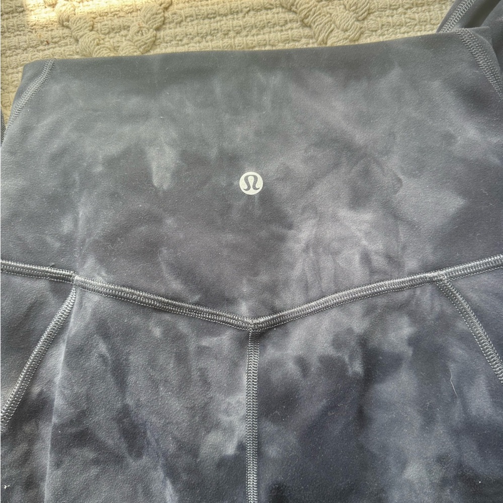 Lululemon align Black Yoga Leggings with side pockets